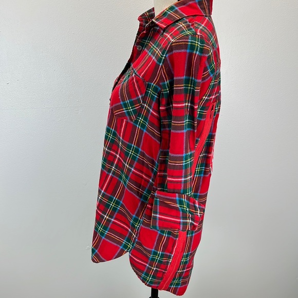 ⭐️Adorned Crown Textile altered custom flannel Oh Come let us Adore Him shirt - Picture 3 of 12